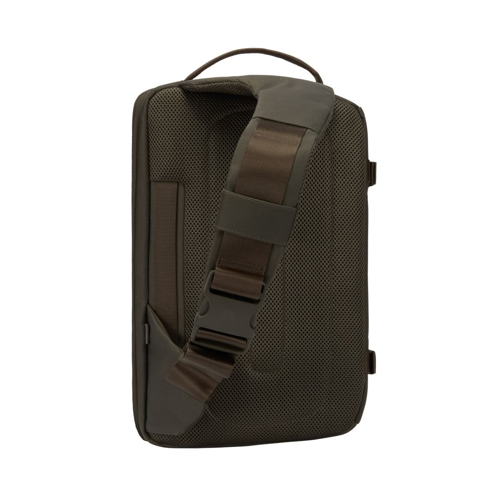 incase camera sling pack