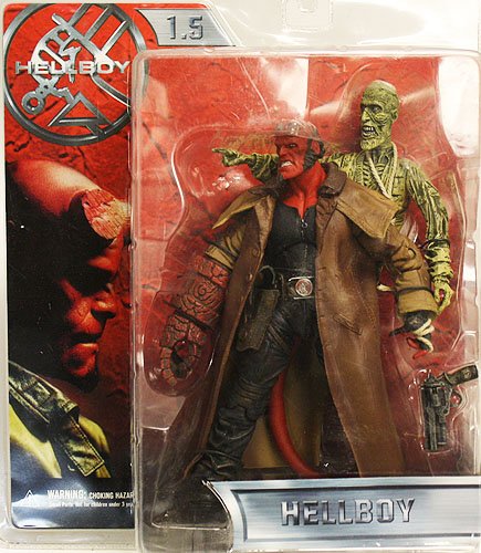 Mezco hellboy 1.5 hellboy action figure