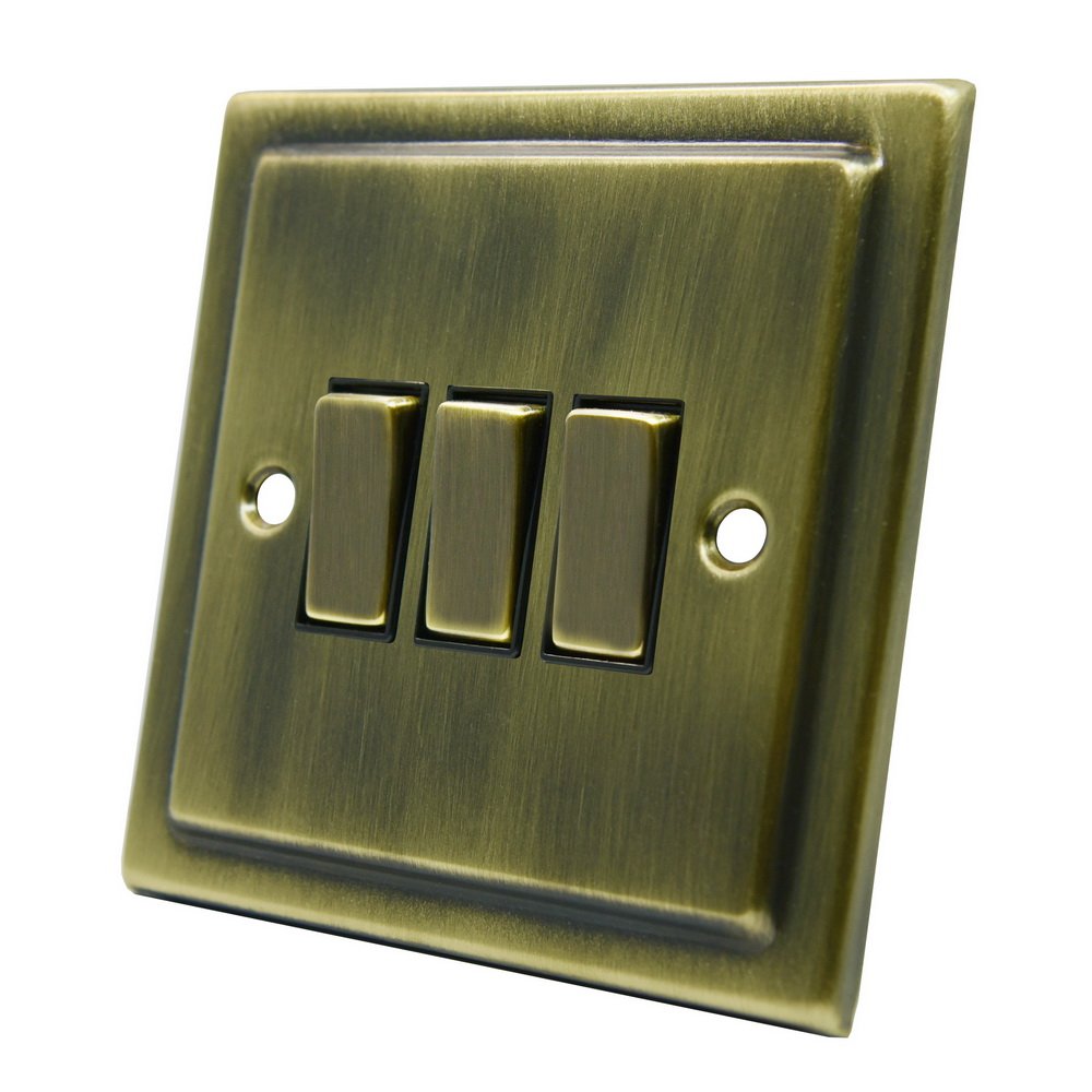 AET VAB3GSWIBB 10 A 3 Gang 2 Way Victorian Antique Brass Light Switch