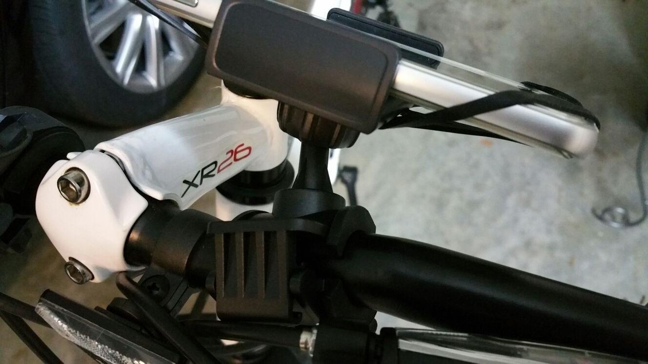 schwinn bike phone mount