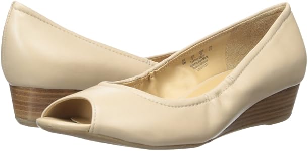 naturalizer contrast