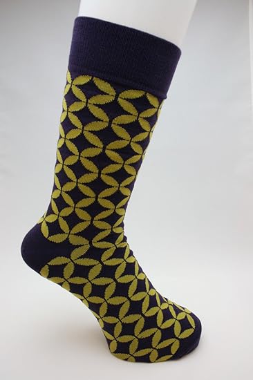 Amazon New Up ニューアップ Circle Cutout ソックス 靴下