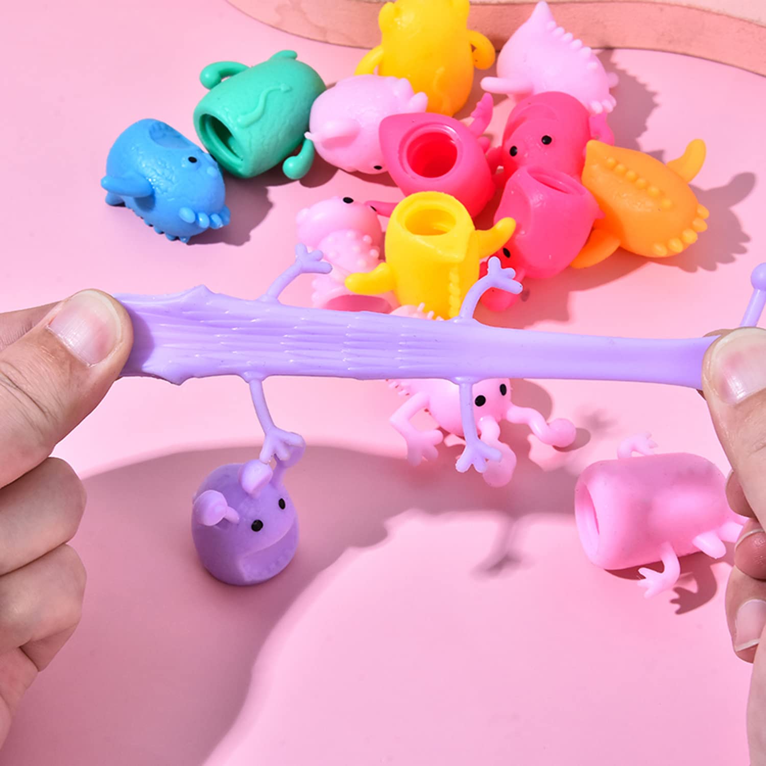 20 PCS Cute Finger Puppets Toys,Monster Stretchy Finger Puppets Fidget Toys,Soft Rubber Finger Doll Toys for Role Playing,Party,Christmas
