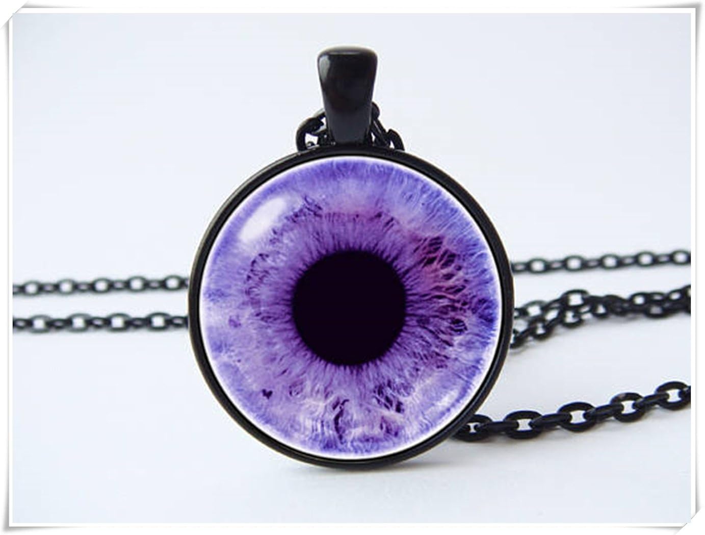 Purple Eye Necklace Realistic Eye Eyeball Necklace Lilac Eye Ball Purple Eyes Amazon Ca Clothing Accessories