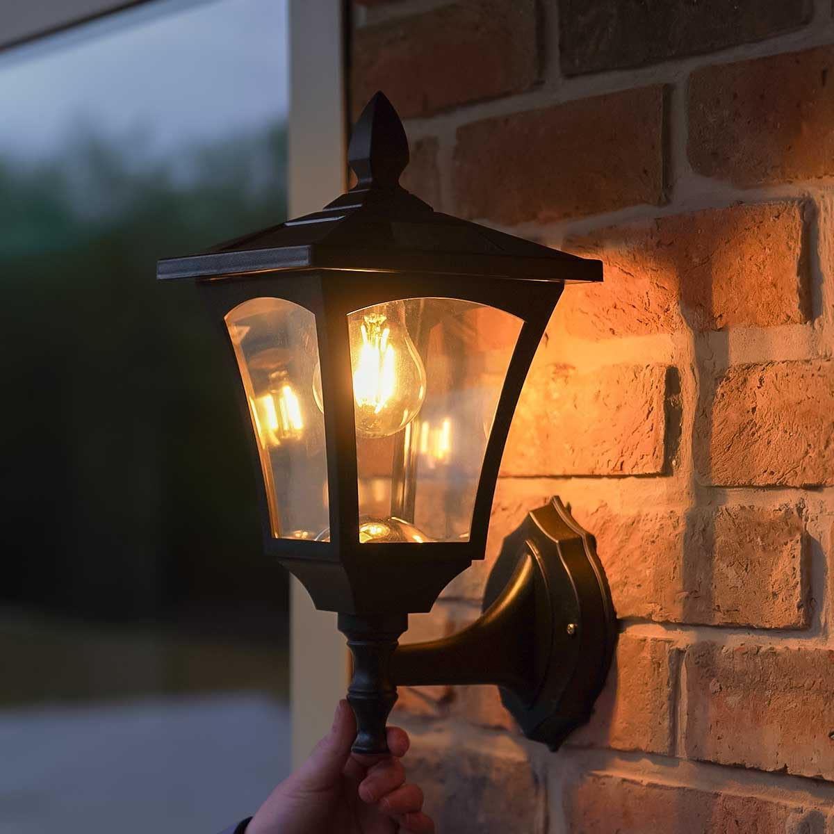 Festive Lights - 34cm Solar Filament Effect Traditional Victorian Style Wall Lantern - 3 Warm White LEDs, Dual Brightness Setting, Static Mode - Outdoor Security Light, IP44 Rated, Fixing Kit Included