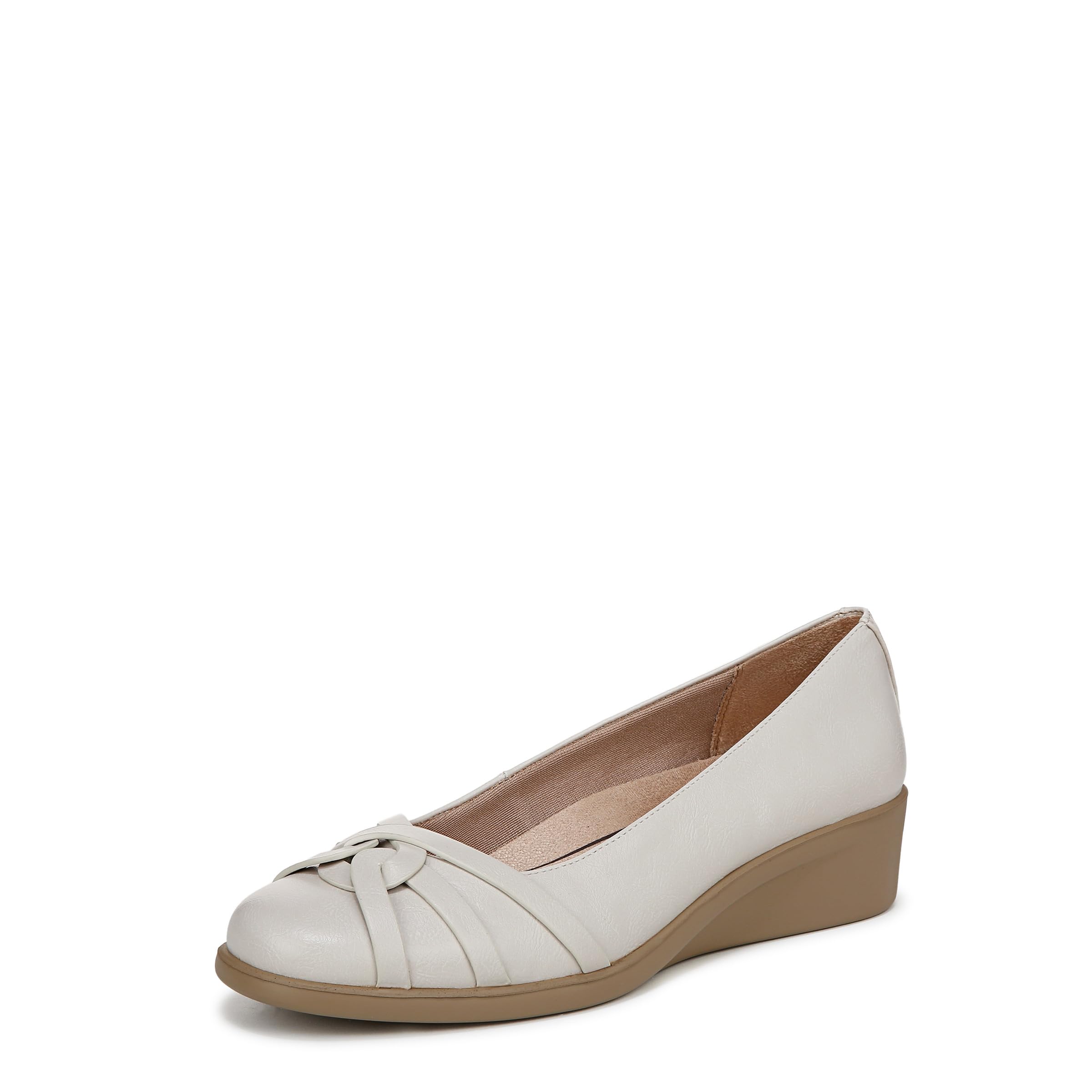 LifeStride Womens Jorie Ballet Flat Bone 6 M
