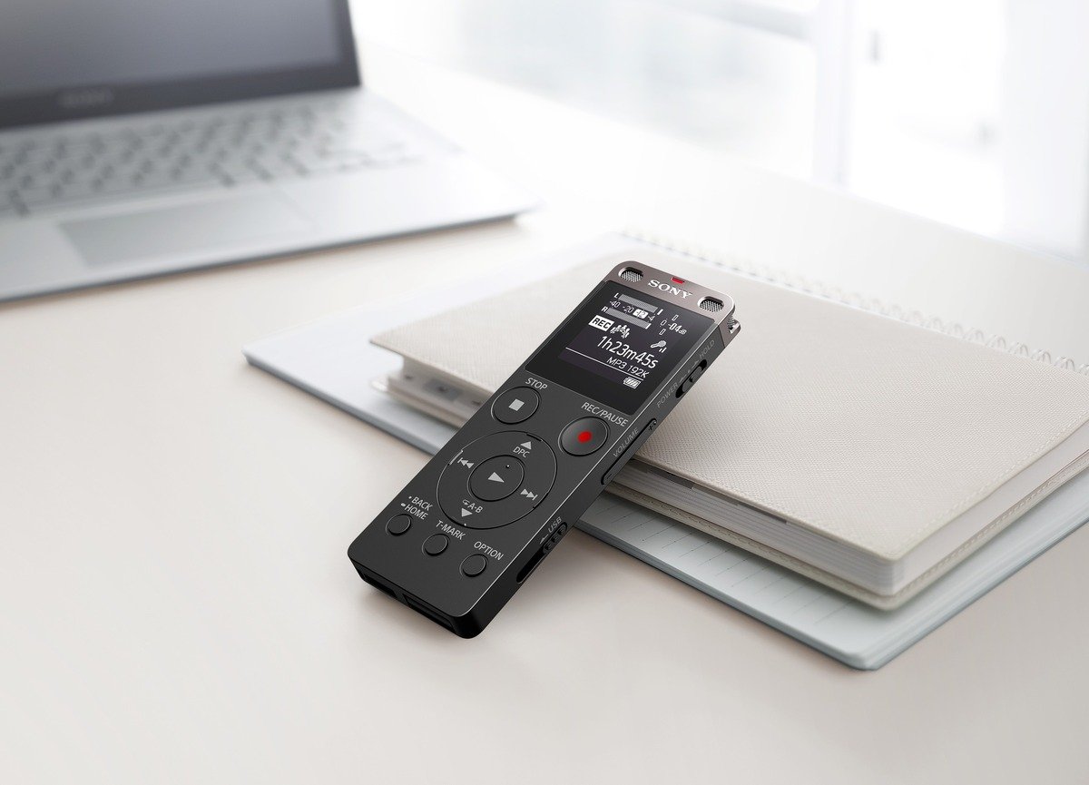 Amazon.com: Sony ICDUX560BLK Digital Voice Recorder 1" Black: Office  Products