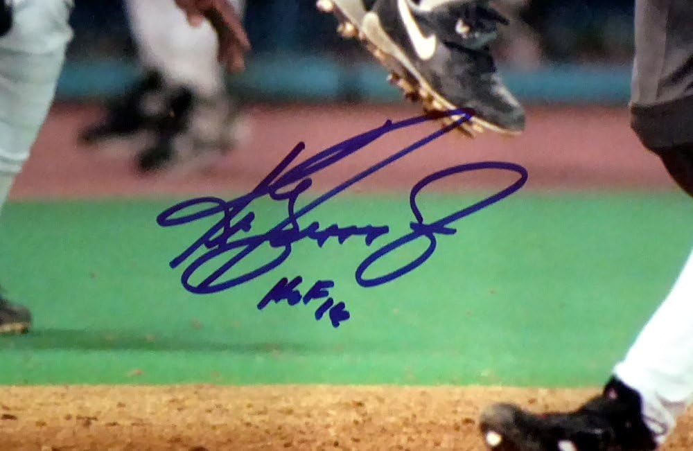 KEN GRIFFEY 126567 STOCK HOLO TRISTAR BAS BECKETT MARINERS SEATTLE 