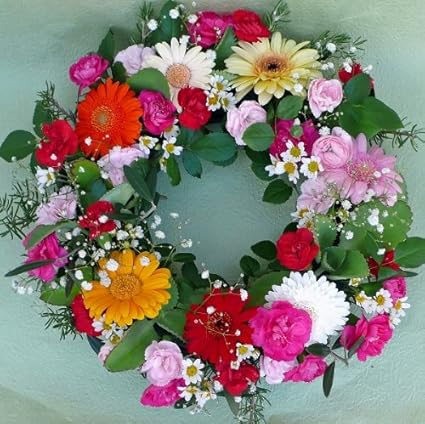 Amazon 31 生花リース バラ ガーベラ カーネーションの生花リース カラフル 花とハーブの店フェアリー フラワーアレンジメント 通販