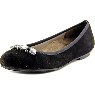 vionic black ballet flats