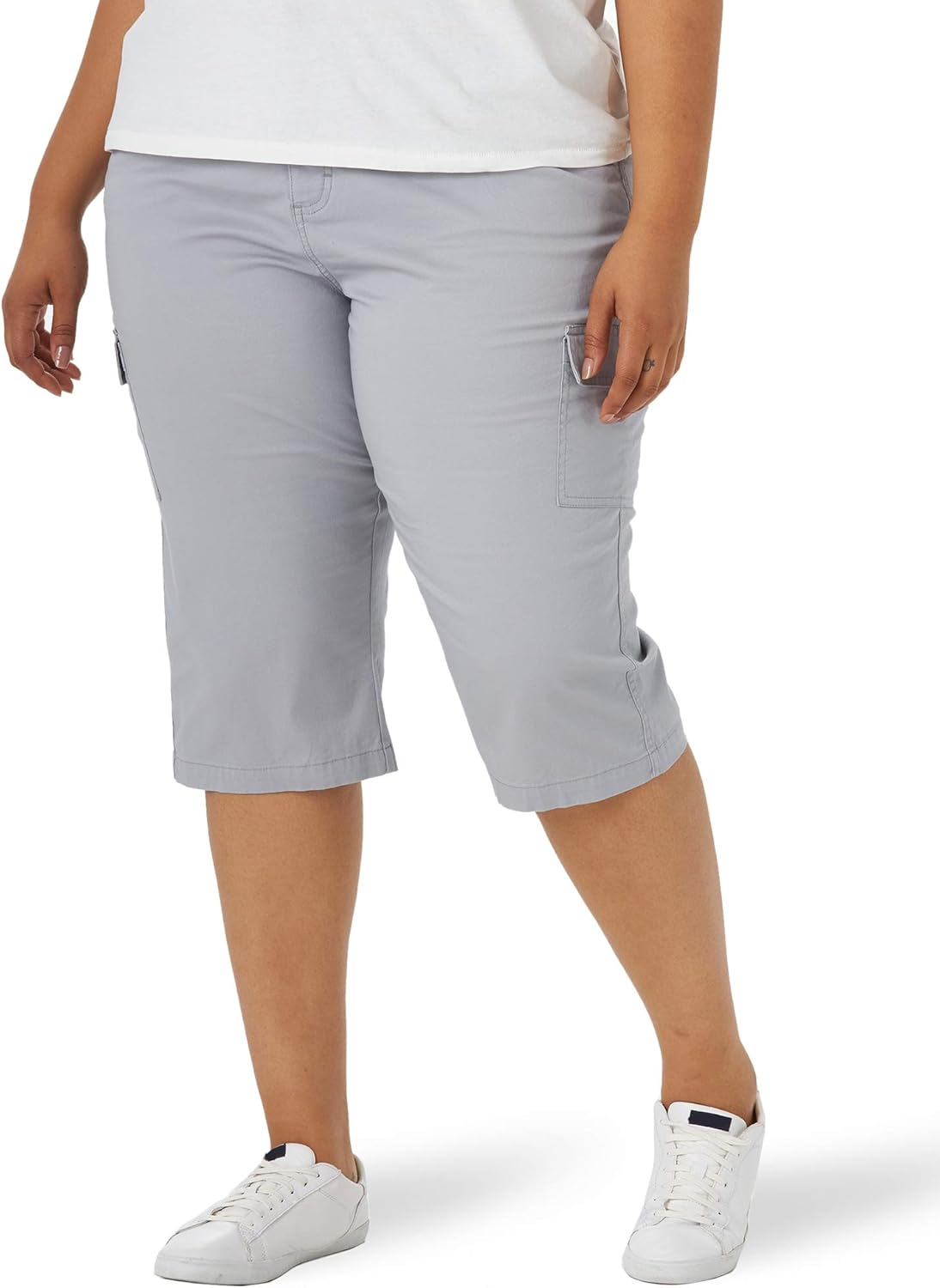 Lee Women's Size FlextoGo Cargo Skimmer Capri Pant, Cosmic Gray, 20