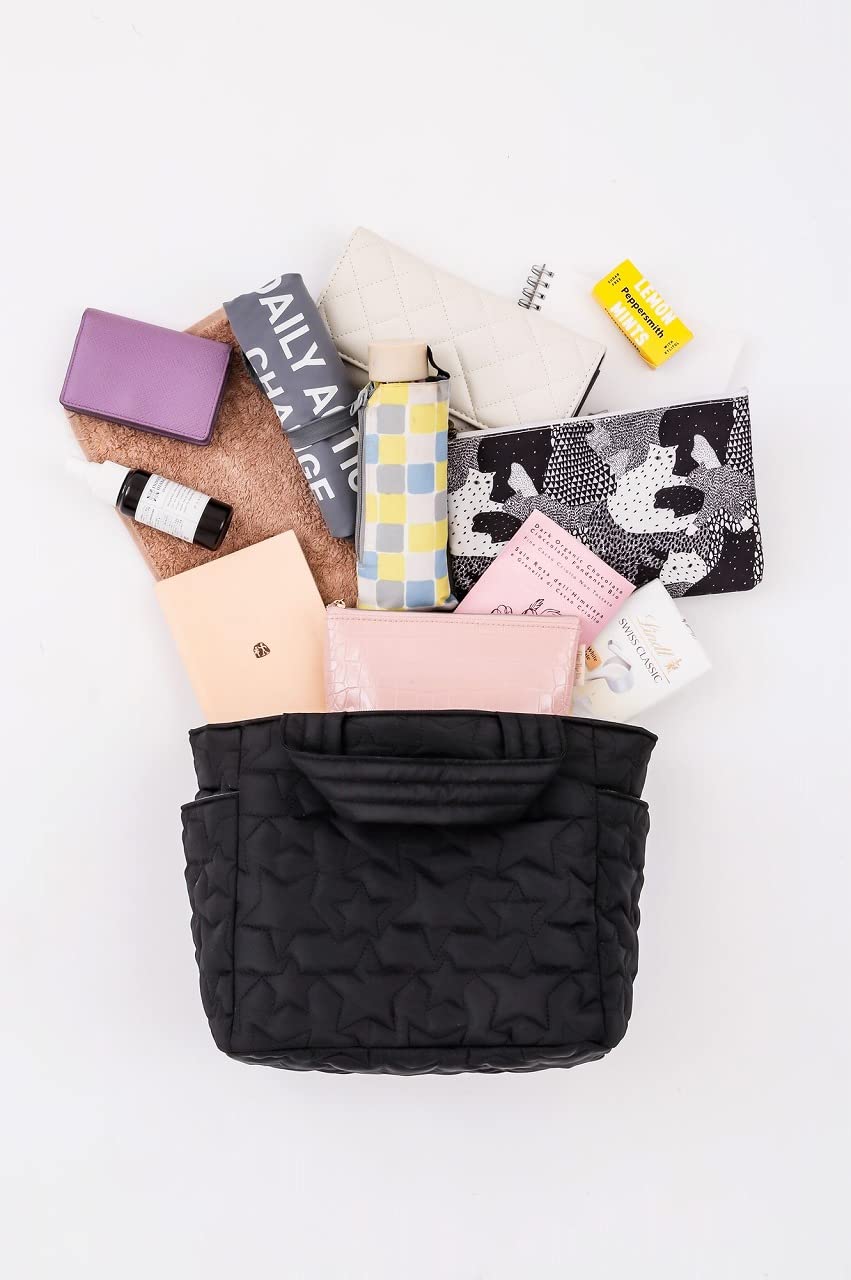 【アースミュージック&エコロジー ムック本付録】星柄のキルティング2Wayバッグ 2021年11月19日発売