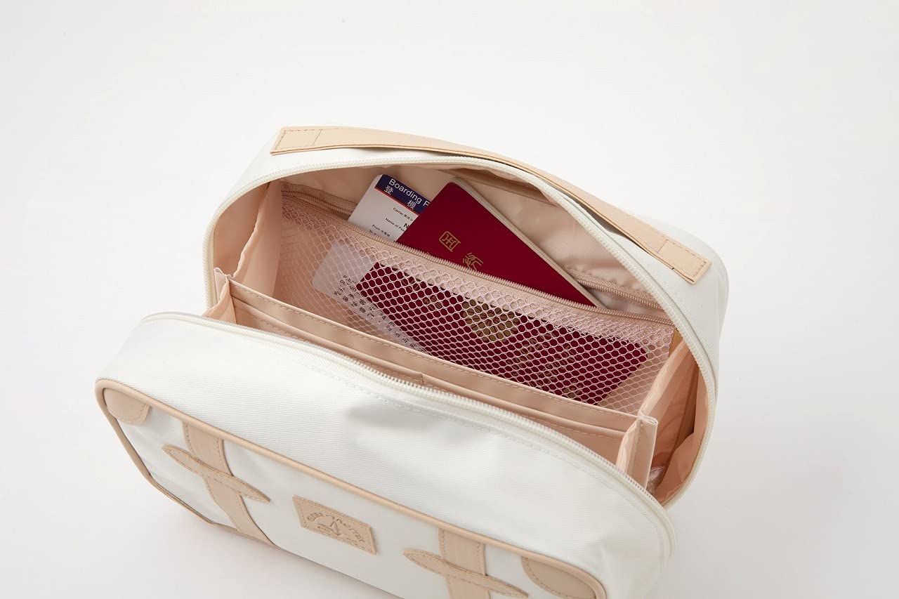 GLOBE-TROTTER LIMITED BOOK WHITE ver.:8/2発売【ムック本付録】グローブ・トロッター マルチポーチ(WHITE ver.)