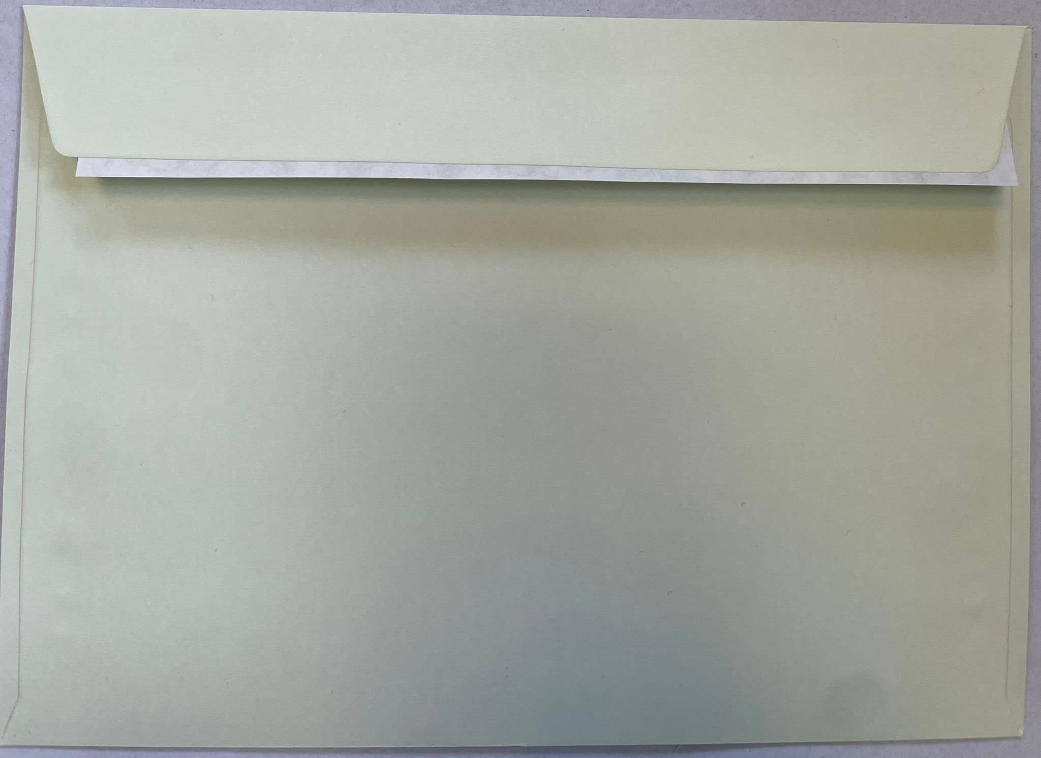 C5 Coloured Envelopes for A5 Greeting Cards Wedding Invitations & Crafts (162x229mm) Pack of 60 (Pastel Green Peel & Seal)