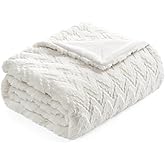 Cozy Bliss Faux Fur Textured Throw Blanket for Bed Super Soft Fuzzy Couch Blanket Gift for Women Premium 3D Ribbed Jacquard All Season Use Cream White Zigzag 60"*80"