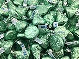 Hershey's Kisses, Milk Chocolate in Light Green Foils (Pack of 2 Pound)
