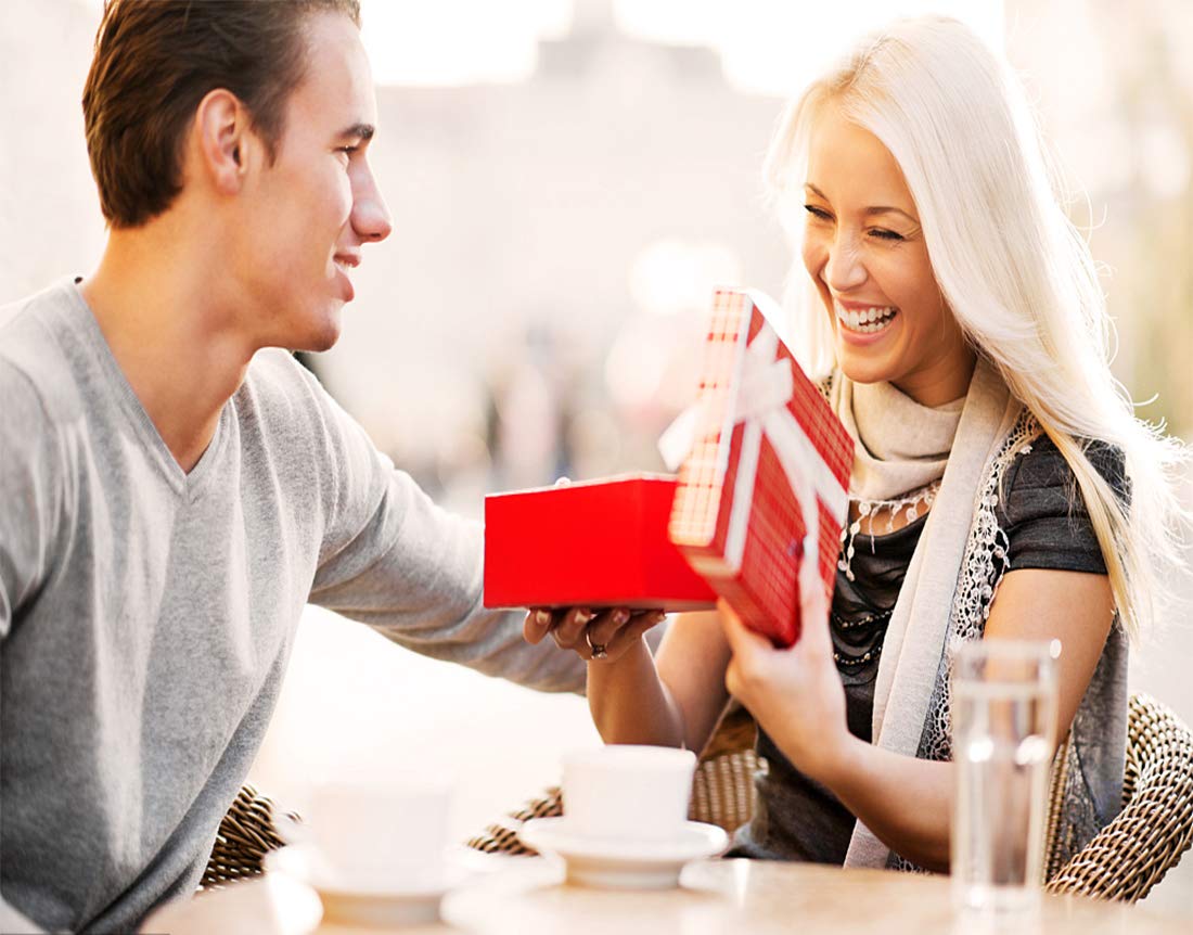 KOOKIN Lighted Vanity Makeup Mirror with 16 Led Lights 180 Degree Free Rotation Touch Screen