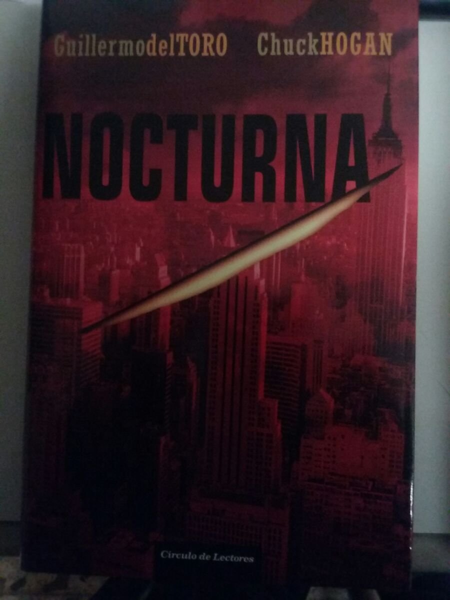 Circulo de Lectores. Nocturna