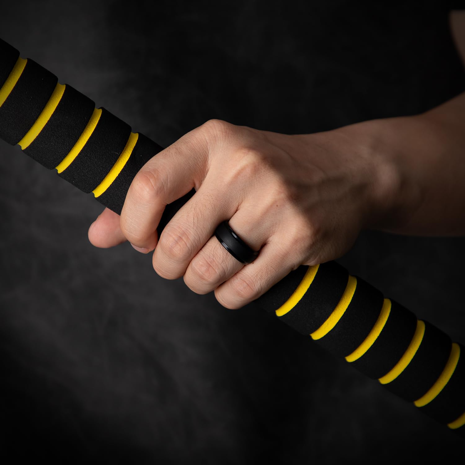 Egnaro Men's Silicone Wedding Rings: Classic Black Style Rubber ring - Hypoallergenic for Gym/Outdoor/Gift(1/4/7 Variety Pack with Half Size)