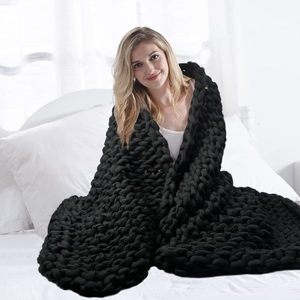 Amazon.com: Bearaby Napper Organic Hand-Knit Weighted Blanket for Adults -  Chunky Knit Blanket - Sustainable, Breathable - Machine Washable for Easy  Maintenance (Asteroid Grey, 10 lbs) : Baby
