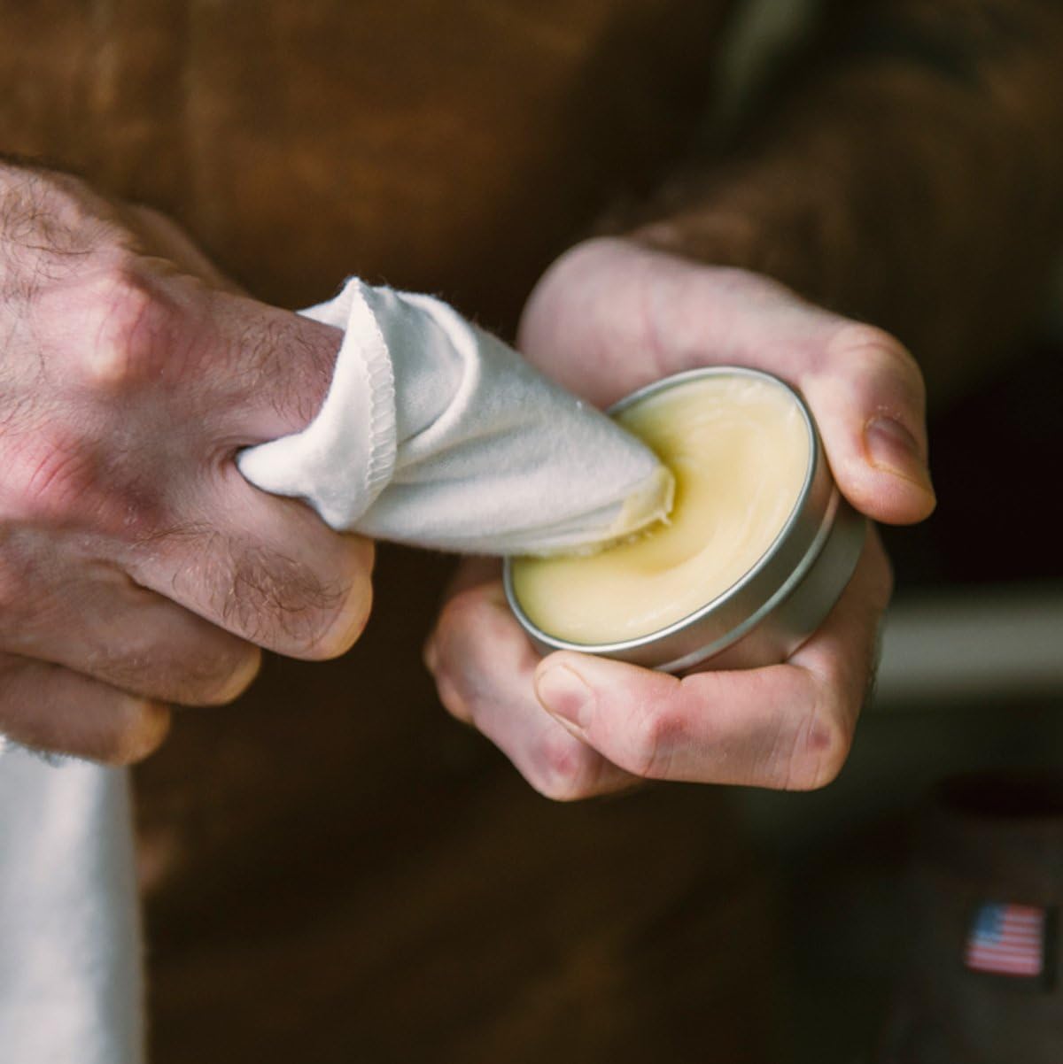 Otter Wax Boot Wax | 2oz | All-Natural Leather Waterproofer | Made in USA: Sports & Outdoors