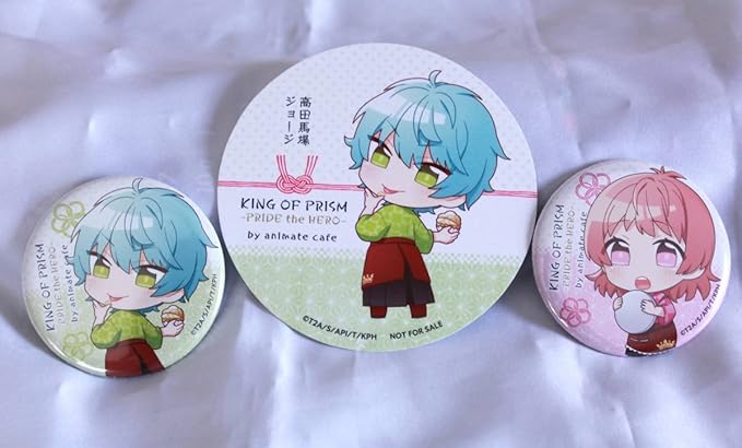Amazon Co Jp King Of Prism キンプリ アニメイトカフェ コースタ 缶バッジ 高田馬場ジョージ 西園寺レオ セット ホビー 通販