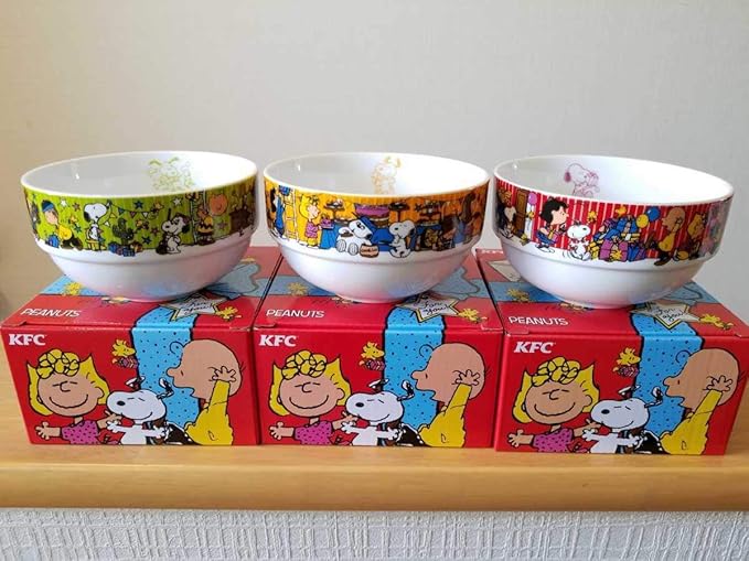 Amazon Co Jp ケンタッキー スヌーピー スタッキングボウル ボウル Kfc 黄 赤 緑 セット ホビー