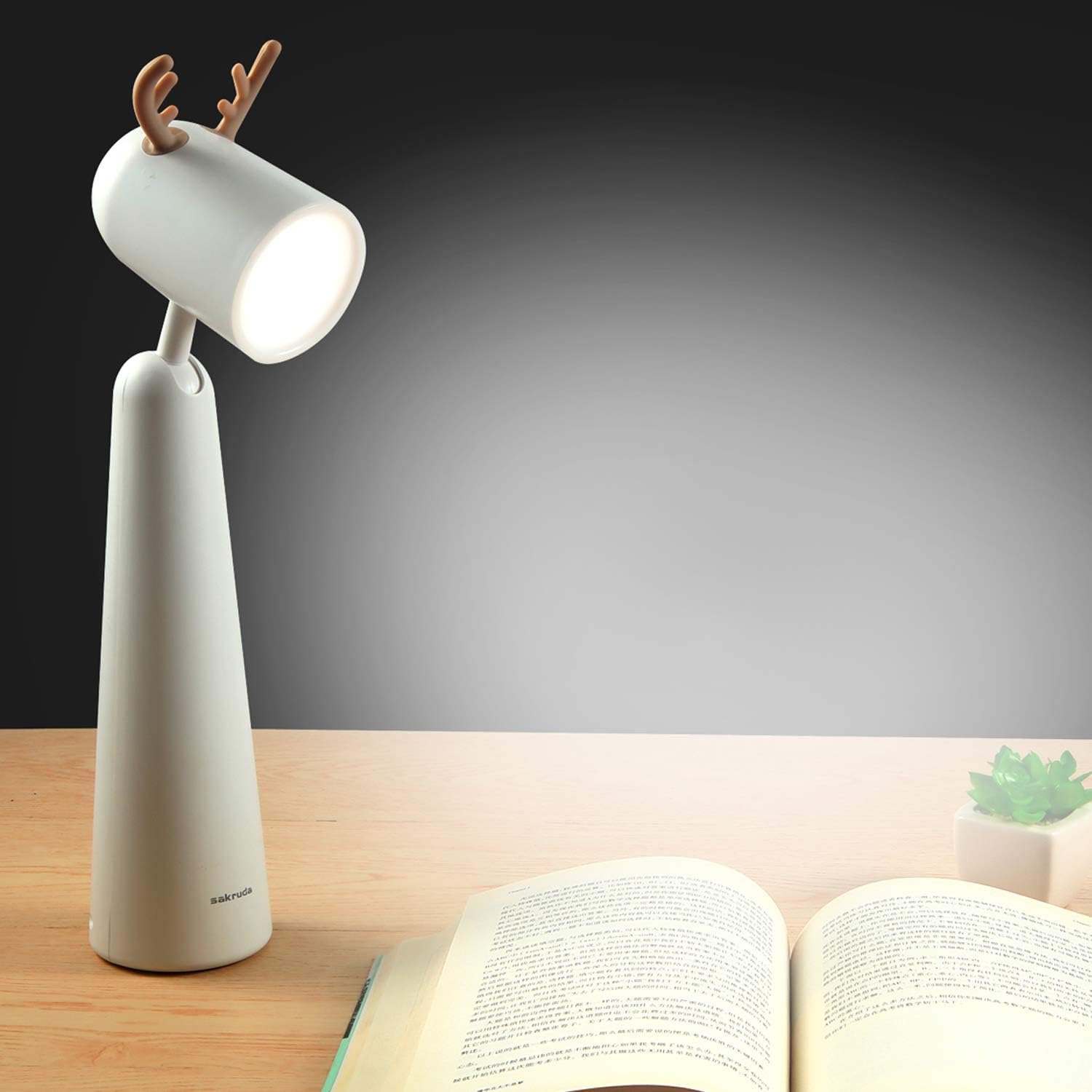 sakruda led desk lamp