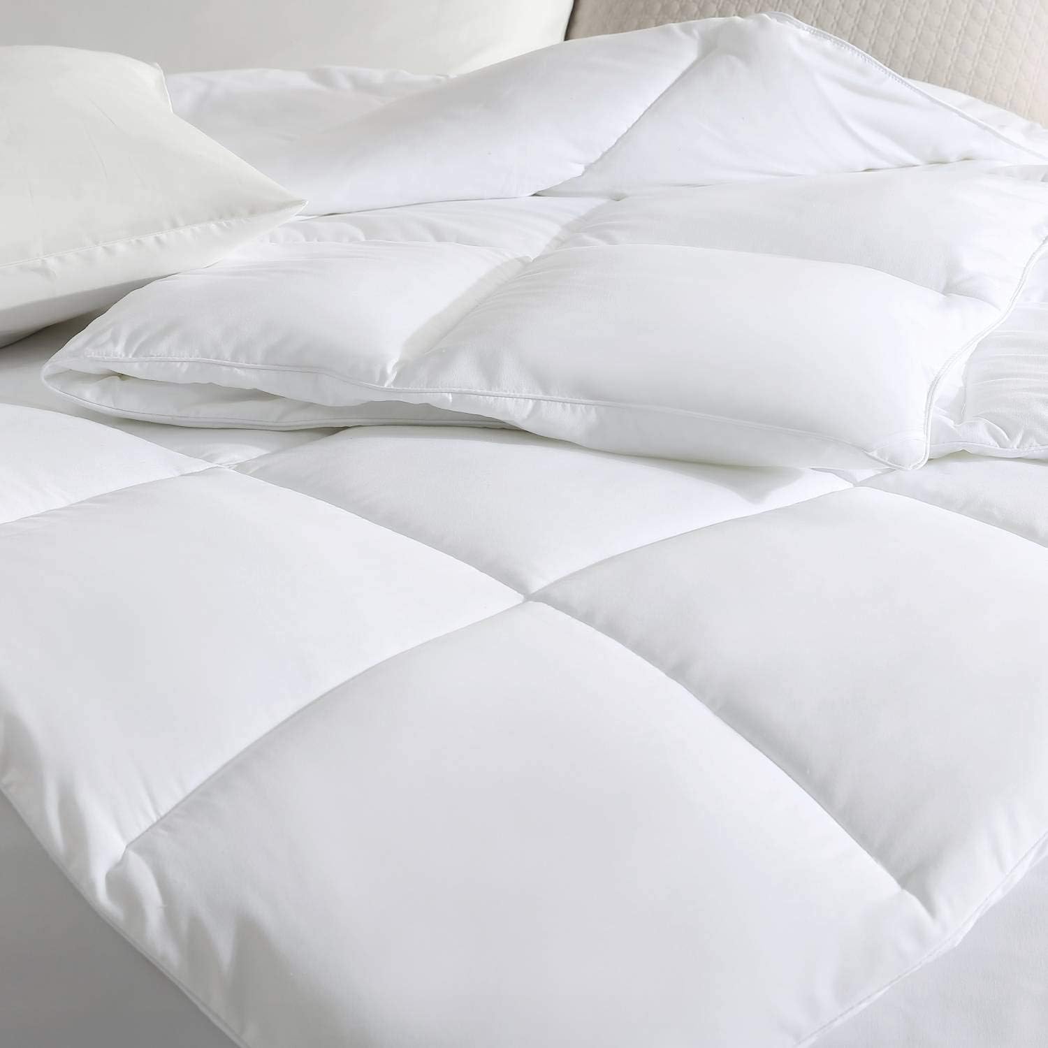 Kingsley trend White Down Alternative Comforter - King (104 x 92) Duvet Insert All-Season Soft Comforter, Machine Washable: Home & Kitchen