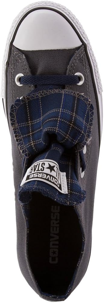 grey polka dot converse