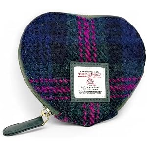 Harris Tweed Heart Purse, Compact Accessory for Coins and Cards