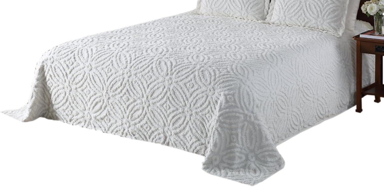 Beatrice Home Fashions Wedding Ring Chenille Bedspread