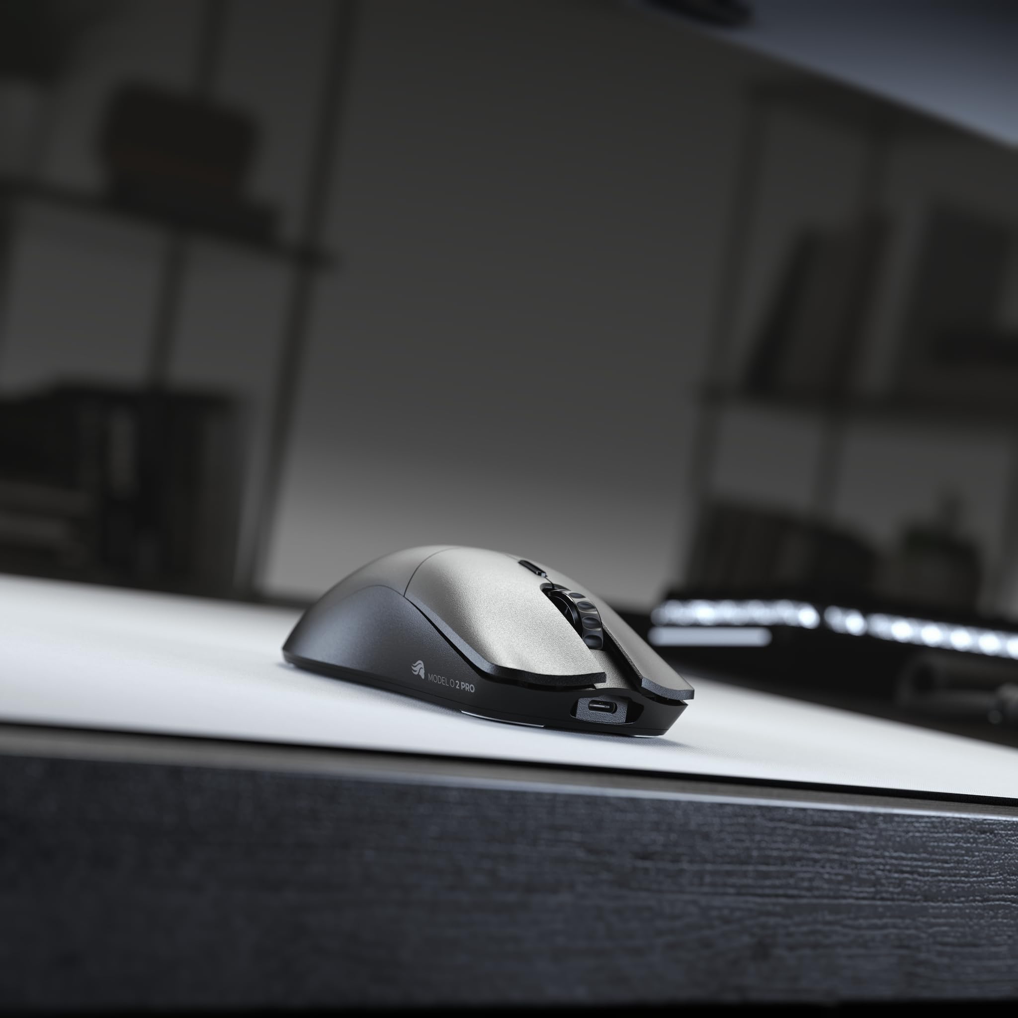 Glorious Gaming Model O 2 PRO 4K/8K Wireless Gaming Mouse - 2.4GHz Wireless 1ms delay, 4K/8K Polling, 100M clicks, 59g Ultralight, Long Battery Life, 26K DPI BAMF 2.0 Sensor, 6 Buttons
