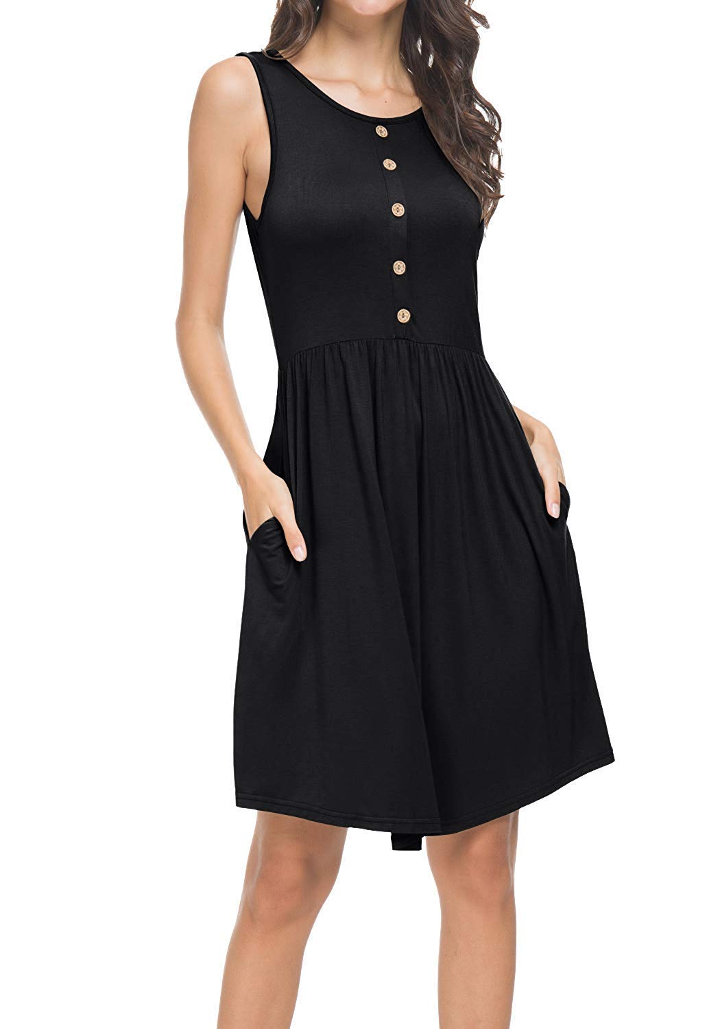 Great little black dress! Love the pockets!
