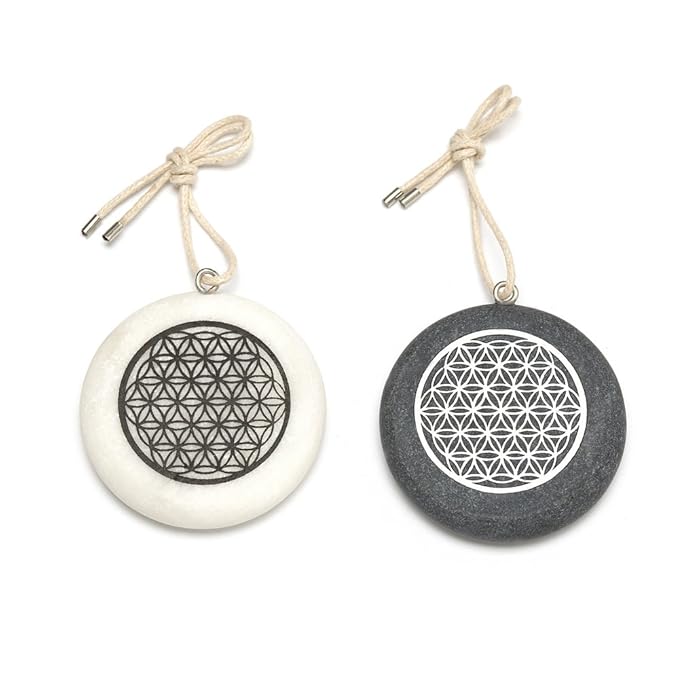 EAST-WEST Trading GmbH Glücksstein Blume des Lebens, 2er Set: 1 x weiß + 1 x schwarzer Glücksanhänger/Lucky Pendant Flower of