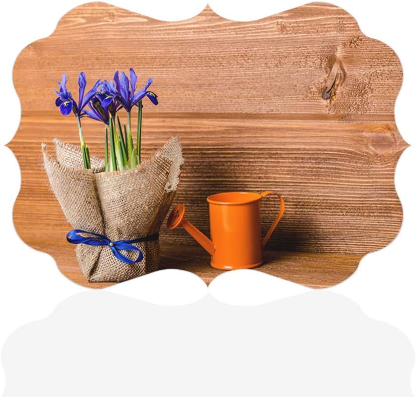 Amazon De Schild Destination Aluminium Metall Wanddeko Blumen Iris Blumen In Jute Wasserkanne