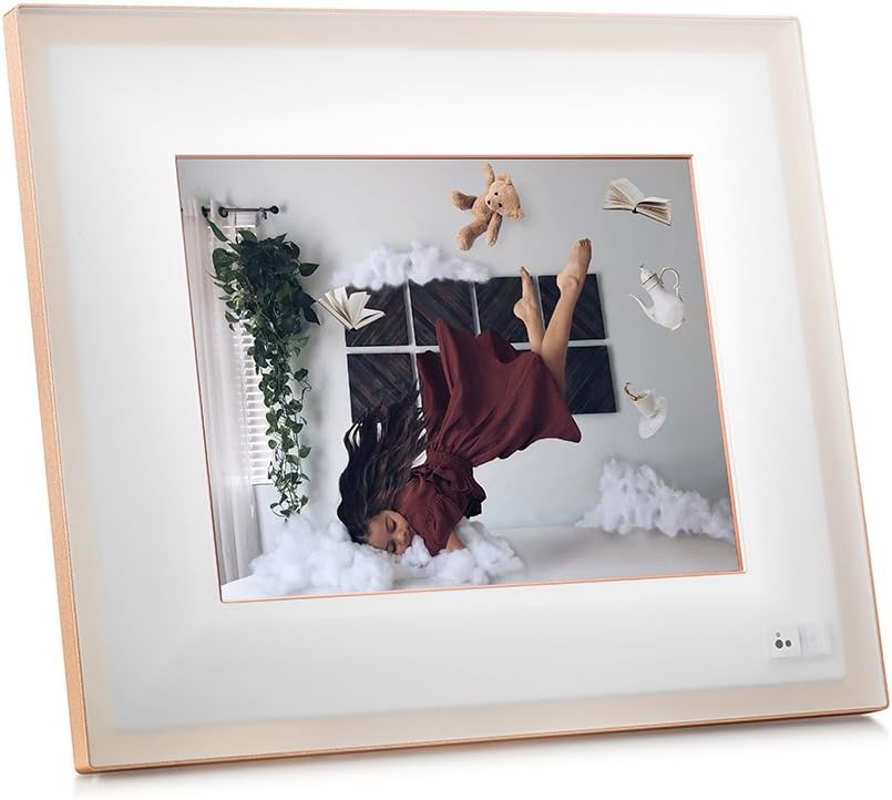 Aura Frames Digital Photo Frame Quartz 9.7" HD Display, Facial