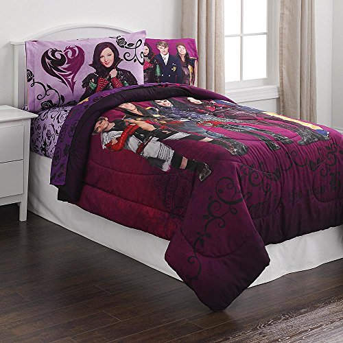 Disney Descendants 4 Piece Bedding Set Comforter and Sheets, Group Cast Image, Twin Size