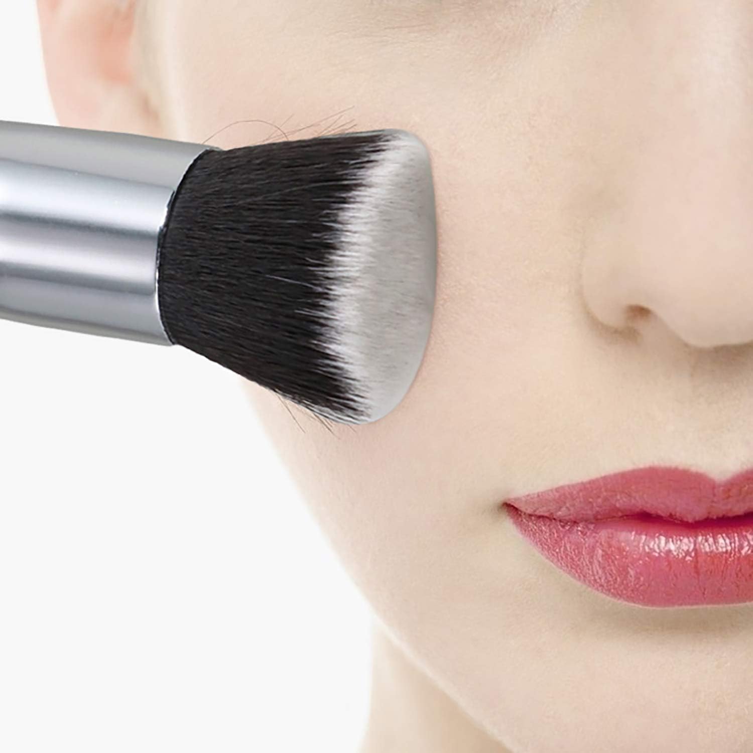 TRIXES Flat Top Kabuki Make Up Brush, for Liquid Powder or Cream Makeup - Image 5