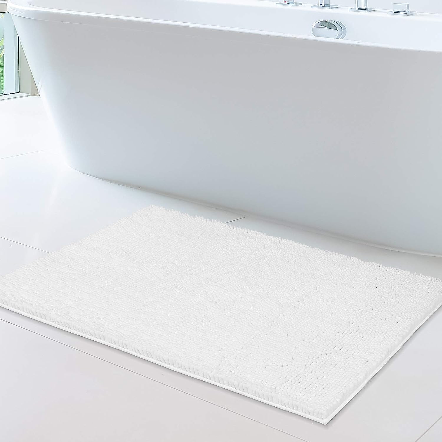 ITSOFT Chenille Bath Mat - Non Slip, Absorbent & Machine Washable Toilet Mat, Soft Plush Bathroom Rug - White (87x53cm)