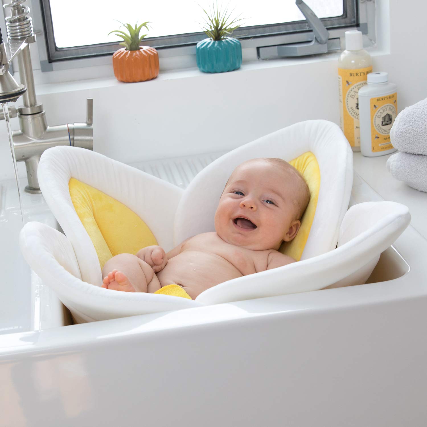 Blooming Bath Lotus - Baby Bath (Yellow) : Baby