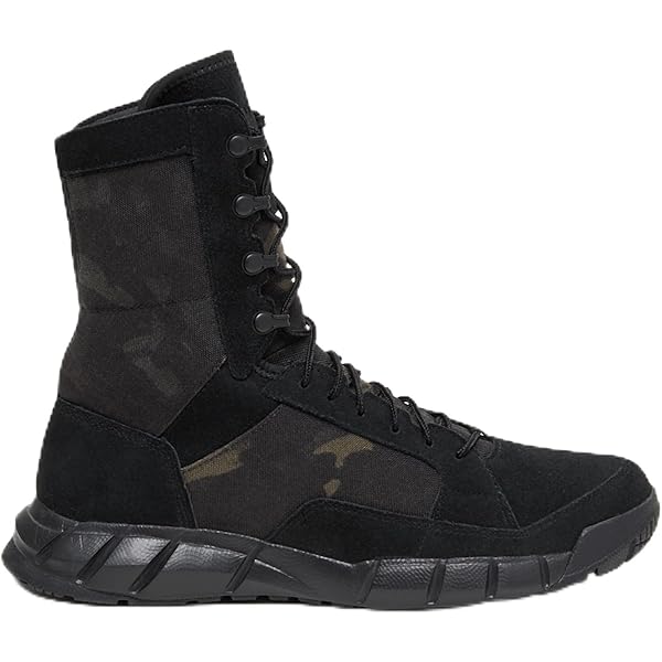 Amazon.com | Oakley Coyote Laceless Boot | Ankle & Bootie