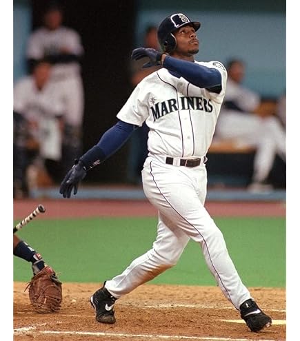 Amazon.com: Ken Griffey Jr - Leaping Catch - Metal Wall Art 16x20