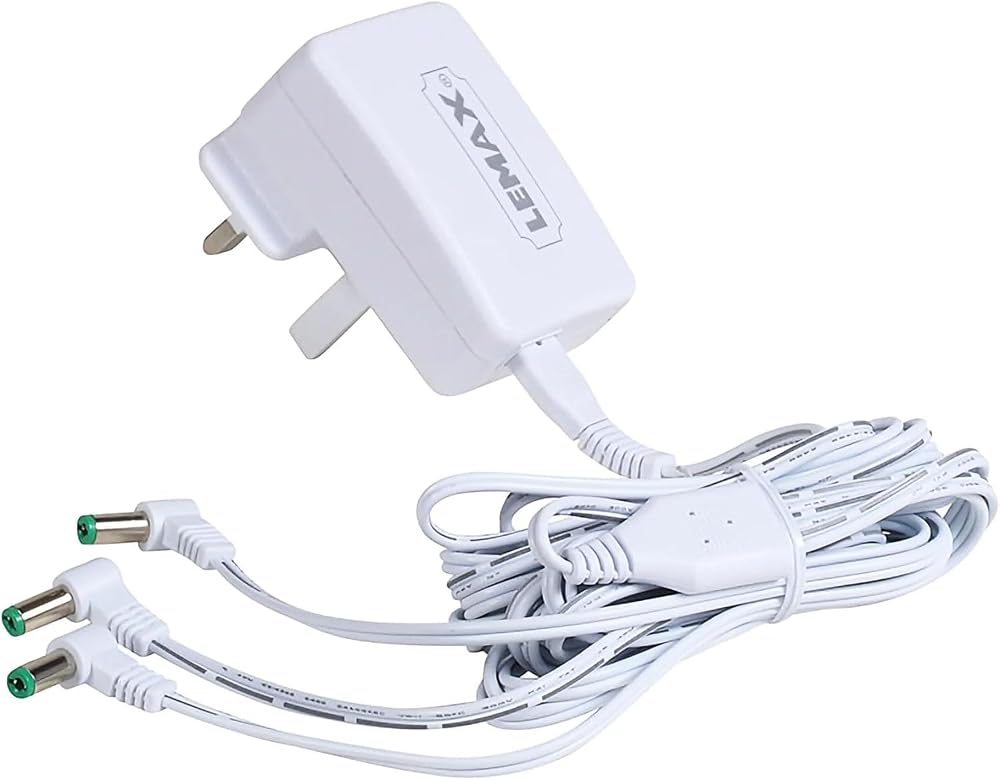Lemax Power Adaptor 4.5V 550mA 3 Output UK Plug White