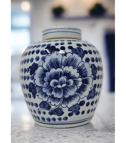 中国，景德镇，青白釉風景画花瓶 中国，景德镇，青白釉風景画花瓶 中国，景德镇，青白釉風景画花瓶