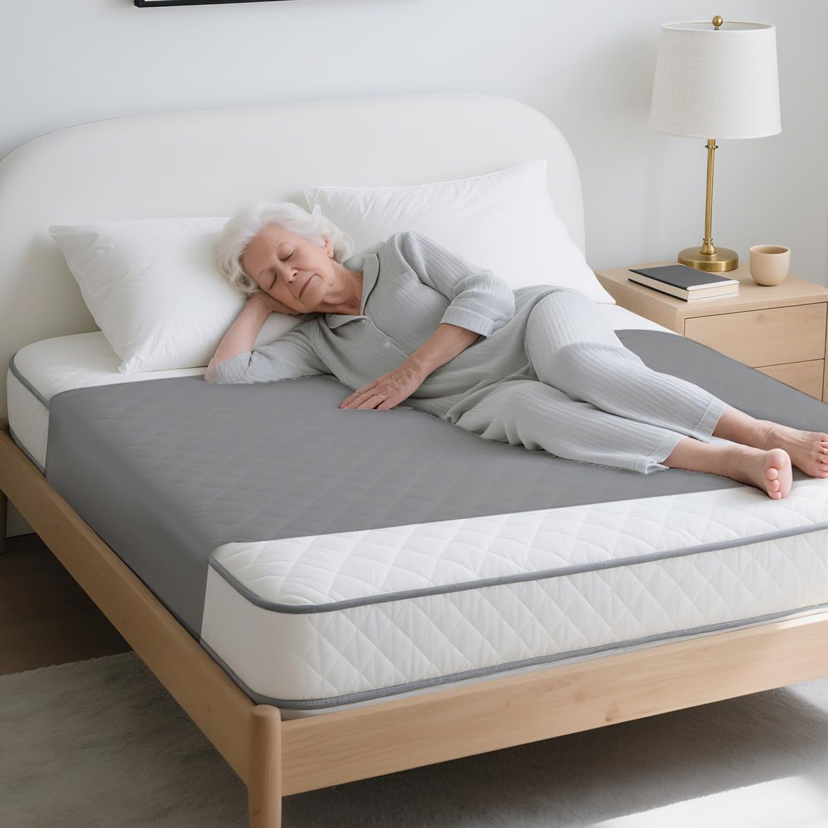 GRUENERDE Waterproof Soft Bed Pad with Tucks 150x100cm Fits Queen Bed Washable Heavy Absorbent Incontinence Bed Pads Reusable Underpads for Adults or Children Grey