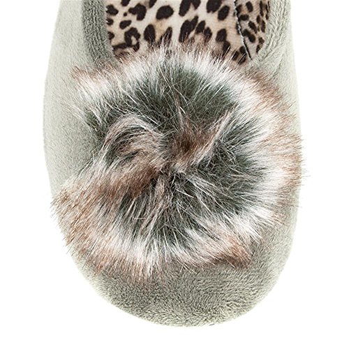pavers pom pom slippers