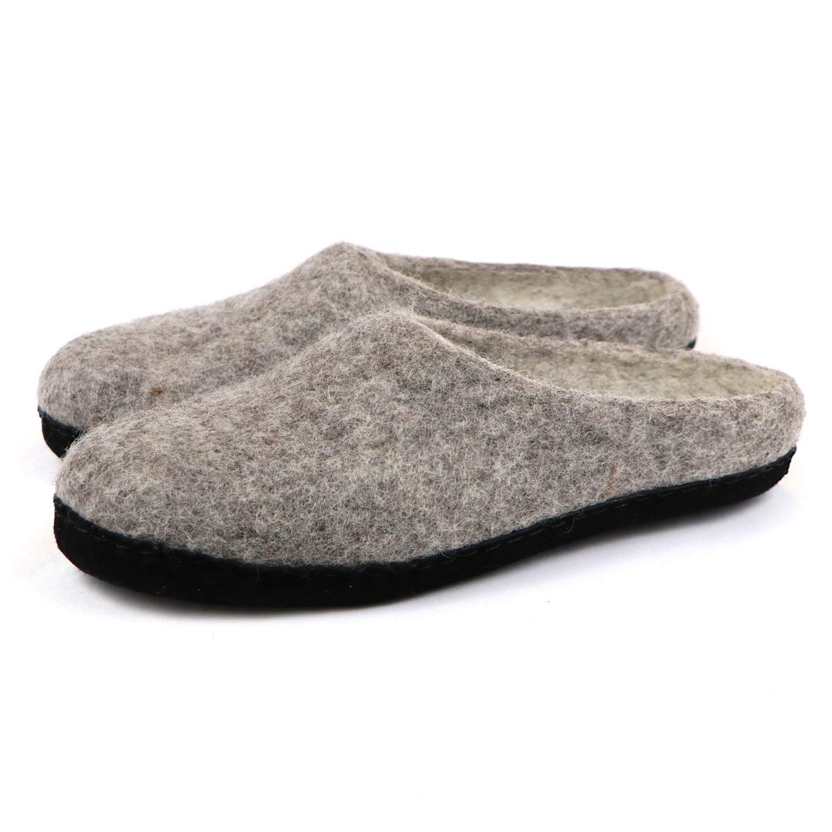 Photo 1 of **USED**
**ITEM IS DIRTY**
 Felted Merino ol 'Astoria' Mule House Slipper (Heather/Black, 40)