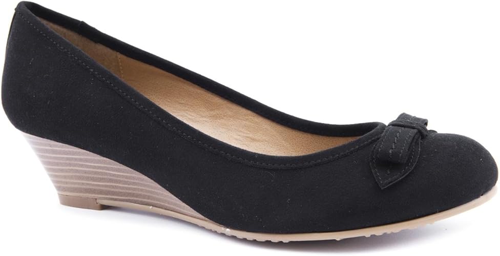 black low wedge shoes