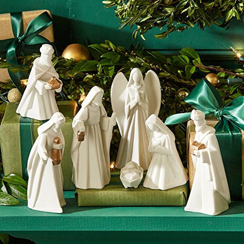 Nativity Set of 7 Porcelain figurines - Thumbnail 2